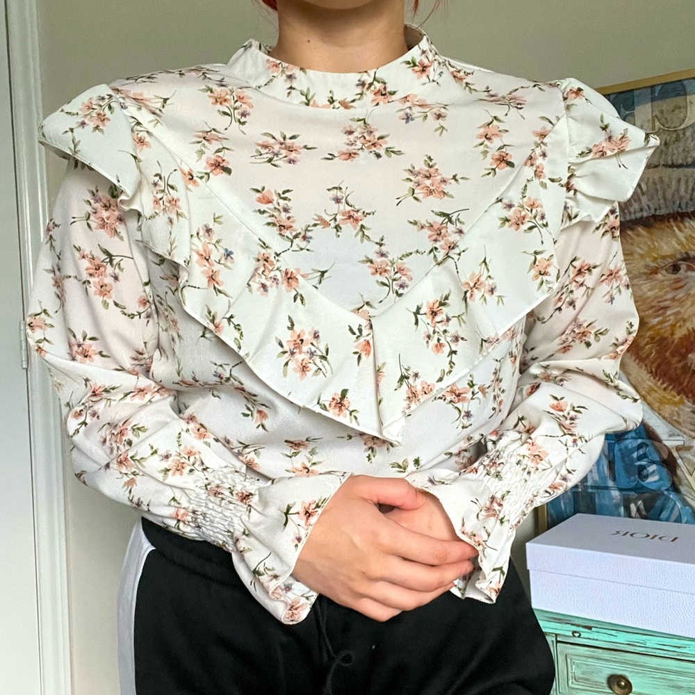 Vintage style blouse